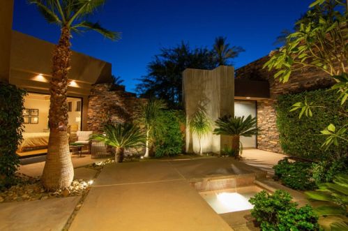 2 Villaggio Pl, Rancho Mirage, CA 92270-3912