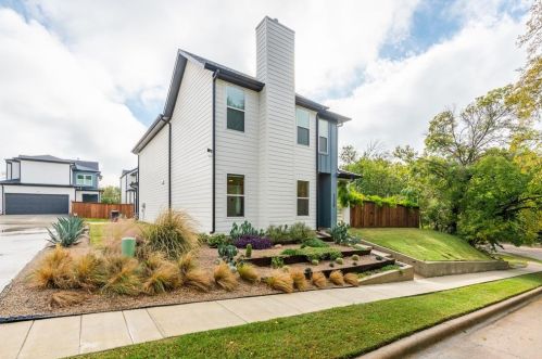 2220 Dalford St, Fort Worth TX  76111-1316 exterior