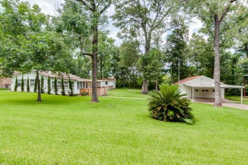 30 Oak Rd, Stephen Creek, TX 77331-6100