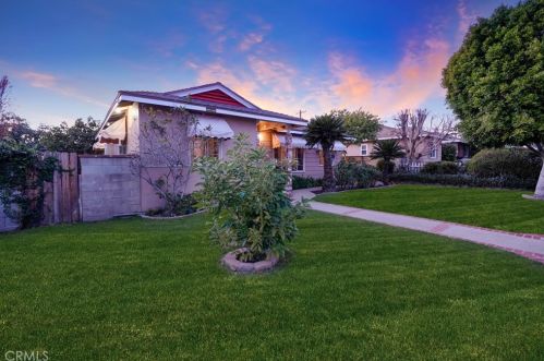 875 3rd Pl, Upland, CA 91786-3934