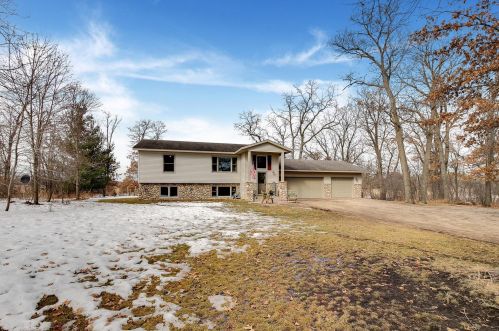 32622 Goldenrod St, Spectacle Lake, MN 55008-6951