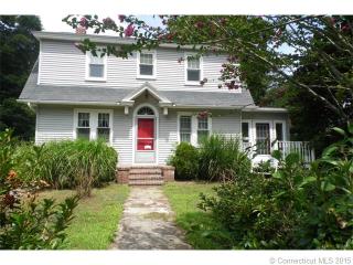 48 Fitchville Rd, Bozrah, CT 06334-1104