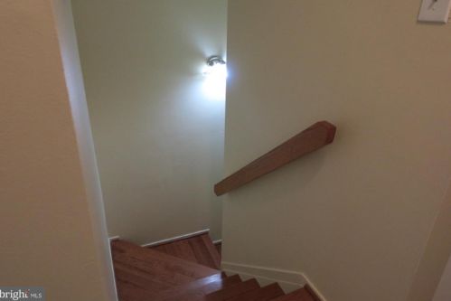 15253 Lodge Ter, Woodbridge VA  22191-3805 exterior