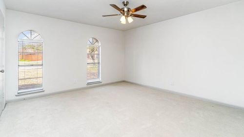 3130 Barton Rd, Carrollton TX 75007-3501 exterior