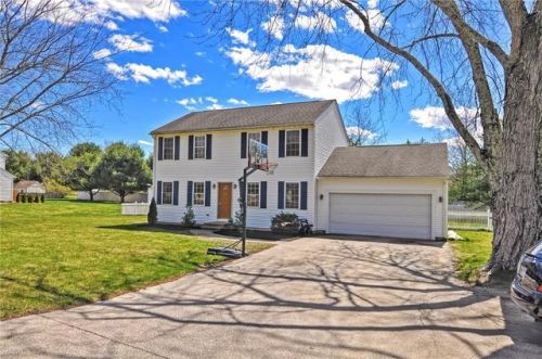 99 Kingstown Rd, Richmond, RI 02898-1101