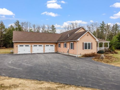 44 Mcevoy Ln, Chichester, NH 03234-4949