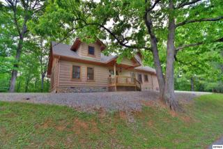 3629 Shady Grove Ct, Pigeon Forge, TN 37876-7284