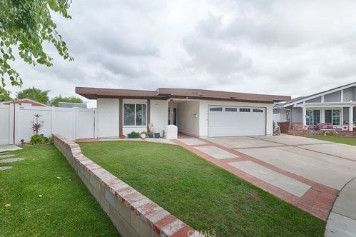 1823 Budlong Cir, Anaheim, CA 92807-1113