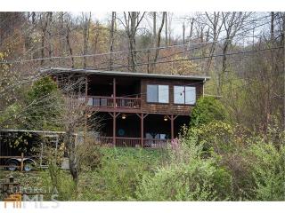 314 Blacks Creek Dr, Clayton, GA 30525-2947