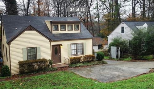 3742 Clairmont Rd, Atlanta GA  30341-4910 exterior