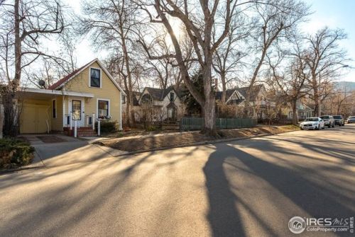 540 Maxwell Ave, Boulder, CO 80304-3938