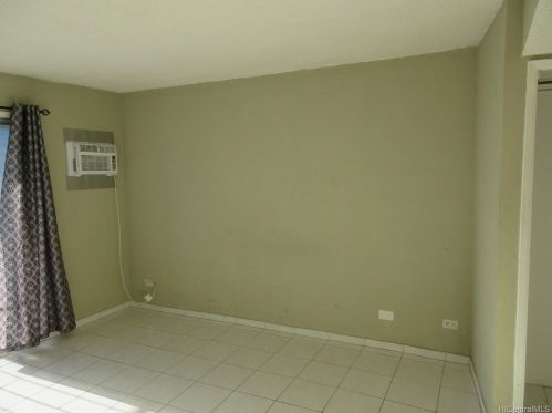 1804 Ala Moana Blvd, Honolulu HI  96815-1696 exterior