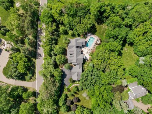 2165 Charlton Rd, Saint Paul MN  55118-4738 exterior