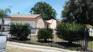 201 126th St, Los Angeles CA  90044-3818 exterior