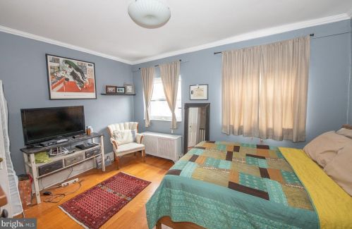 1413 Juniper St, Philadelphia PA  19147-4924 exterior