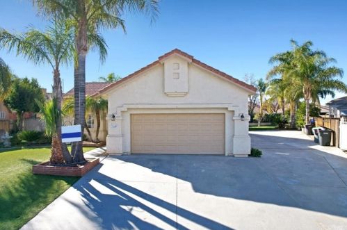 1220 Condor Way, San Jacinto, CA 92583-4855