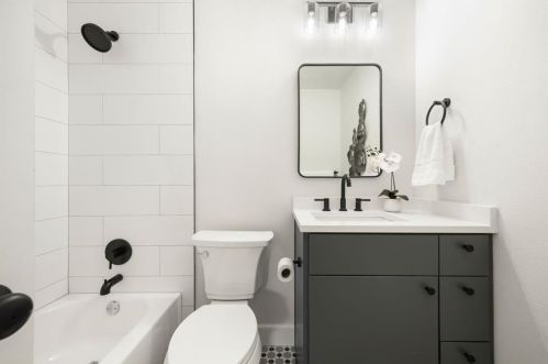 1909 Belford Dr, Austin TX  78757-8205 exterior