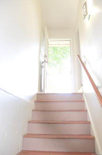 661 Bates Ave, Englewood CO 80113-1663 exterior