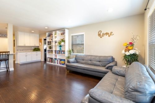 11460 Excelsior Dr, Norwalk, CA 90650-5752