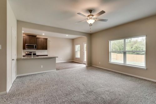 212 Lakeridge Dr, Princeton TX  75407-4828 exterior