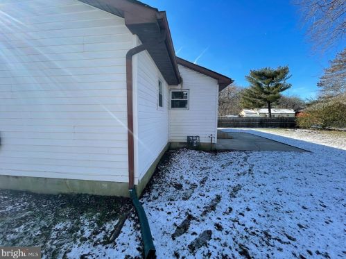 246 Hargrove Ave, Browns Mills, NJ 08015-2119