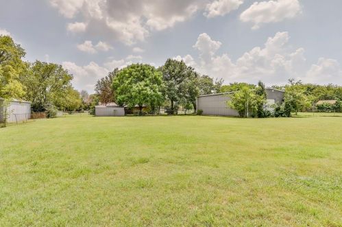 6216 Rdg Rd, Fort Worth TX  76133-7726 exterior