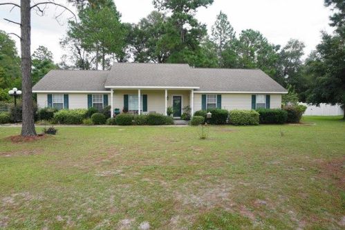 2250 Ridge Rd, Waycross, GA 31501-6974