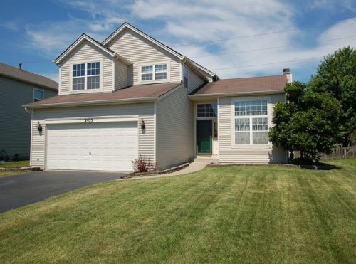 2023 Ridge Moor Dr, Plainfield, IL 60586-5702