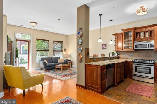 609 Atlantic, Camden NJ  08108-3420 exterior