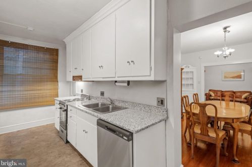 445 Duke St, Lancaster PA  17602-4205 exterior