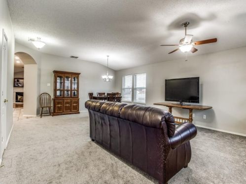 1027 Atlanta, Nevada, TX 75173-8467