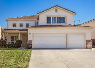 7351 Railroad Ct, Highland, CA 92346-5376