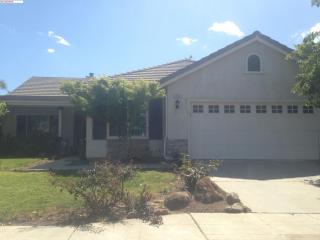 2554 Keats Ave, Clovis, CA 93611-5999