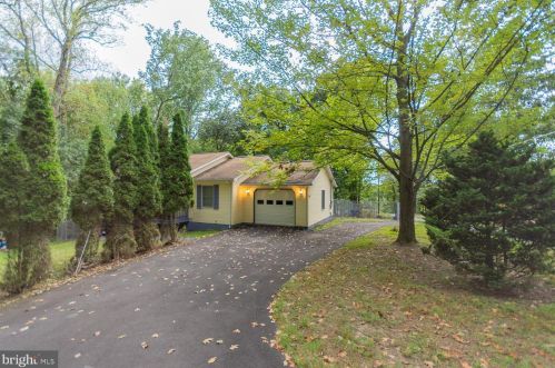 158 Cornpone Ln, Harpers Ferry WV  25425-4923 exterior