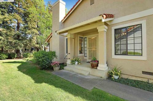 4787 Mulqueeney Cmn, Livermore, CA 94550-7241