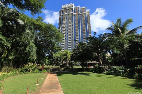 1551 Ala Wai Blvd, Honolulu HI  96815-1011 exterior