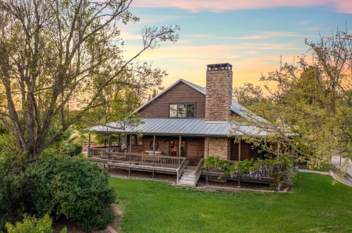 1895 View Dr, Santa Ynez, CA 93460-9799
