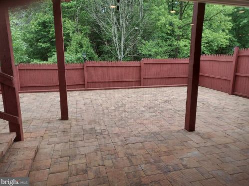 7731 Bristol Square Ct, Springfield VA  22153-3119 exterior