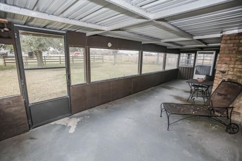 1500 Shanks Rd, Angleton TX 77515-9188 exterior