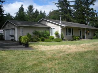 15817 Lawrence Pl, Yelm, WA 98597-9103