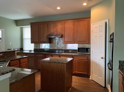 4531 Oak Shores Dr, Plano TX  75024-7357 exterior