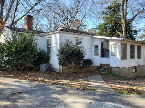 4843 Happy Hollow Rd, Atlanta GA  30360-1645 exterior
