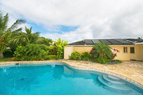 4611 Farmers Rd, Honolulu HI  96816-5218 exterior