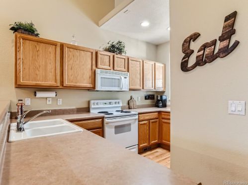 1415 Dayton Ct, Denver CO  80247-7338 exterior