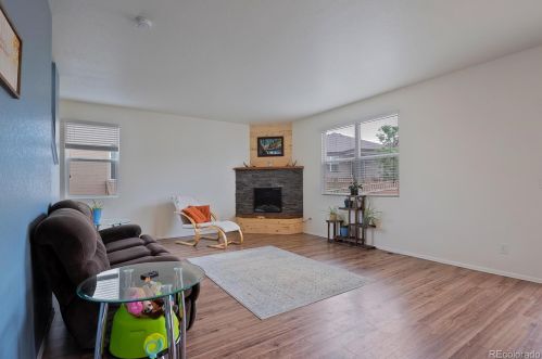 1717 Jade Ave, Denver CO  80603-5849 exterior