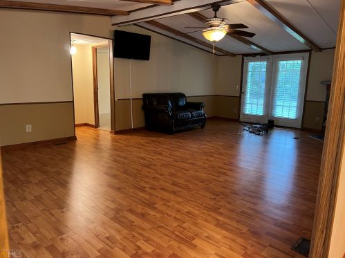 196 Alpine Dr, Baxley, GA 31513-7203