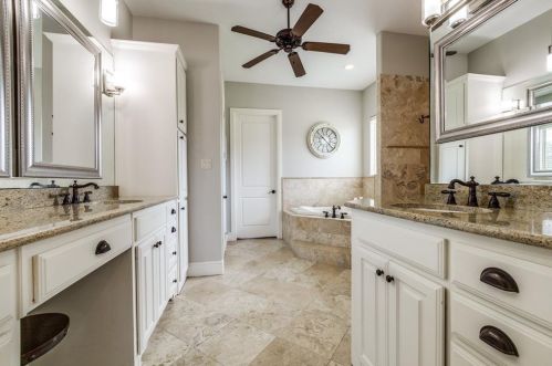 635 Mnr Dr, Argyle TX 76226-5920 exterior