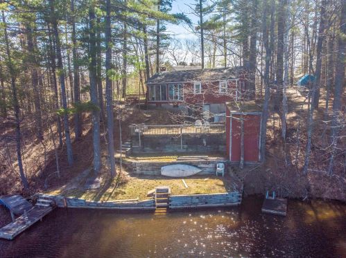 163 Lexington Dr, Wakefield, NH 03830-3514