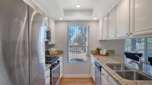 1010 Grape St, San Marcos, CA 92069-3163