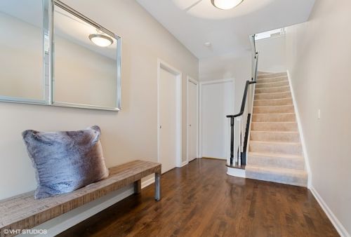 154 Whistler Rd, Highland Park, IL 60035-5902